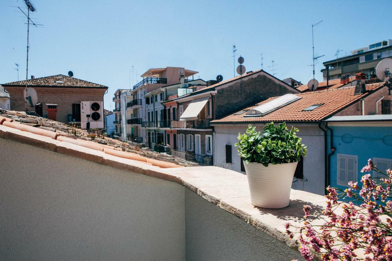 B&B Domar Civitanova Marche Buitenkant foto